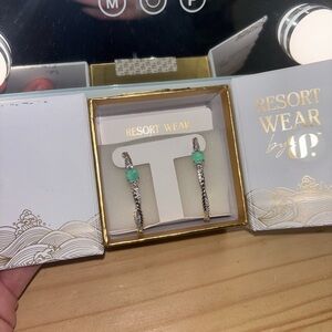 brand new - bomb party resort wear earrings